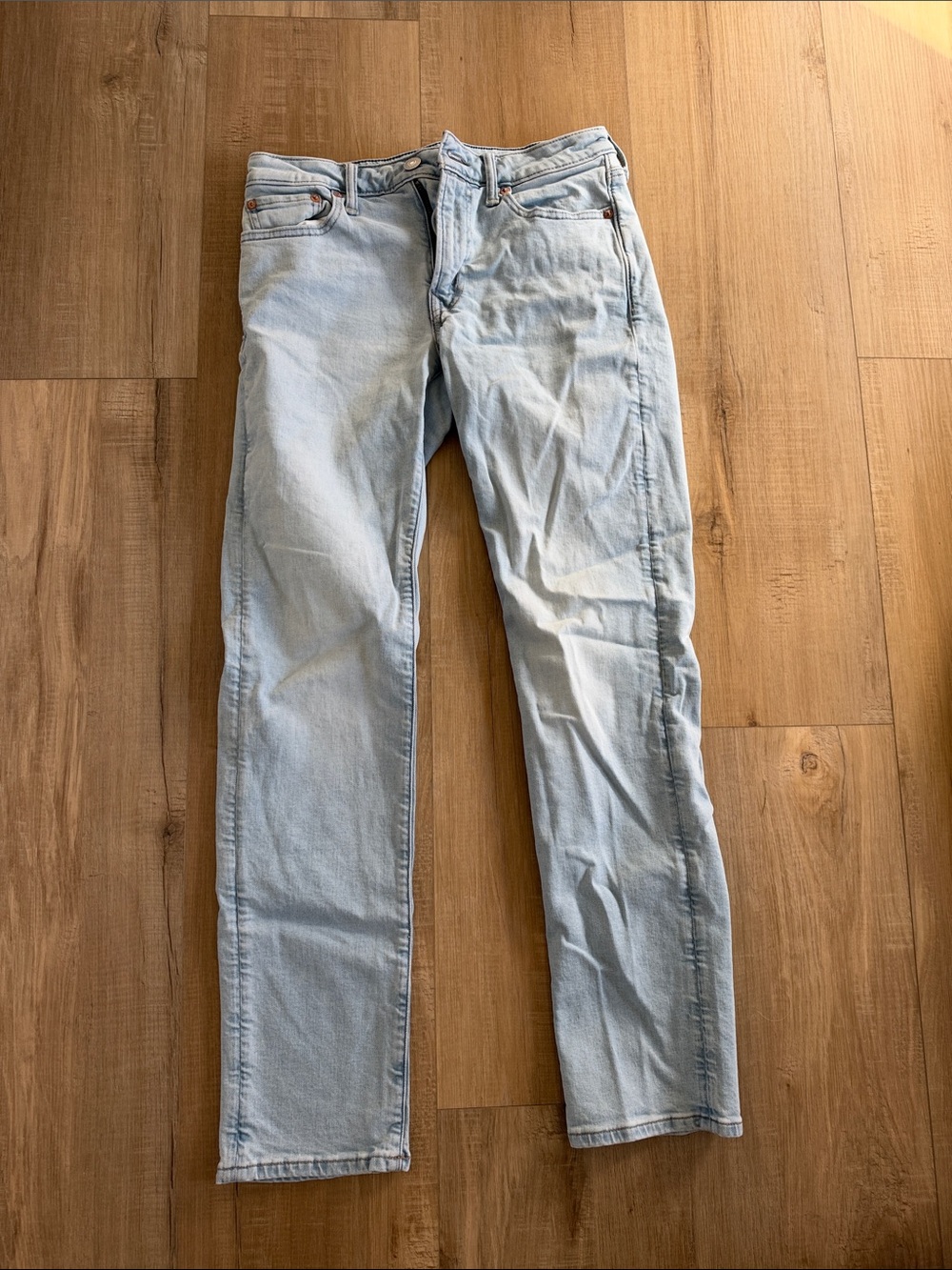 American Eagle Light Wash Men's Slim Straight Jeans 29x32